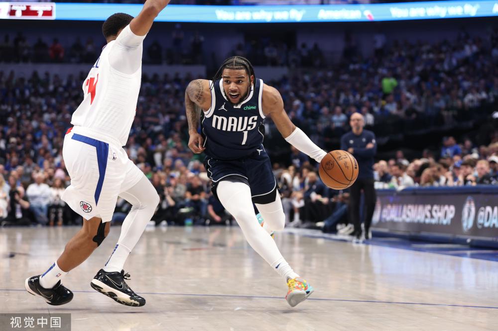 个既能防守 个既能防守