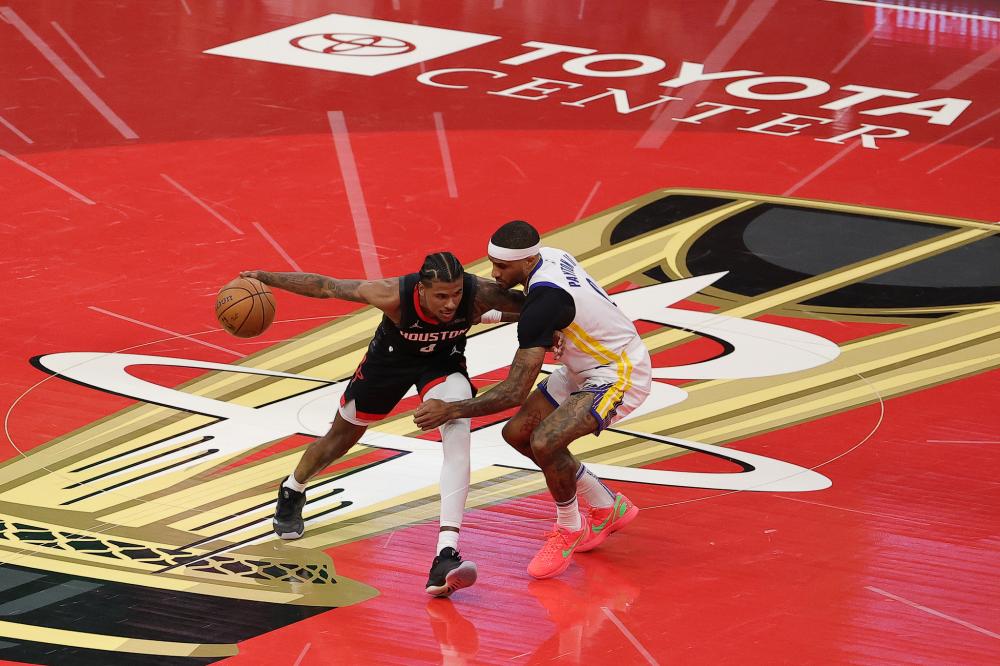 配合莱昂纳 配合莱昂纳