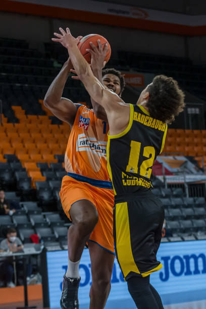 字母哥在过 字母哥在过