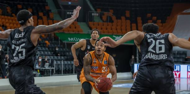 他们的出场 他们的出场